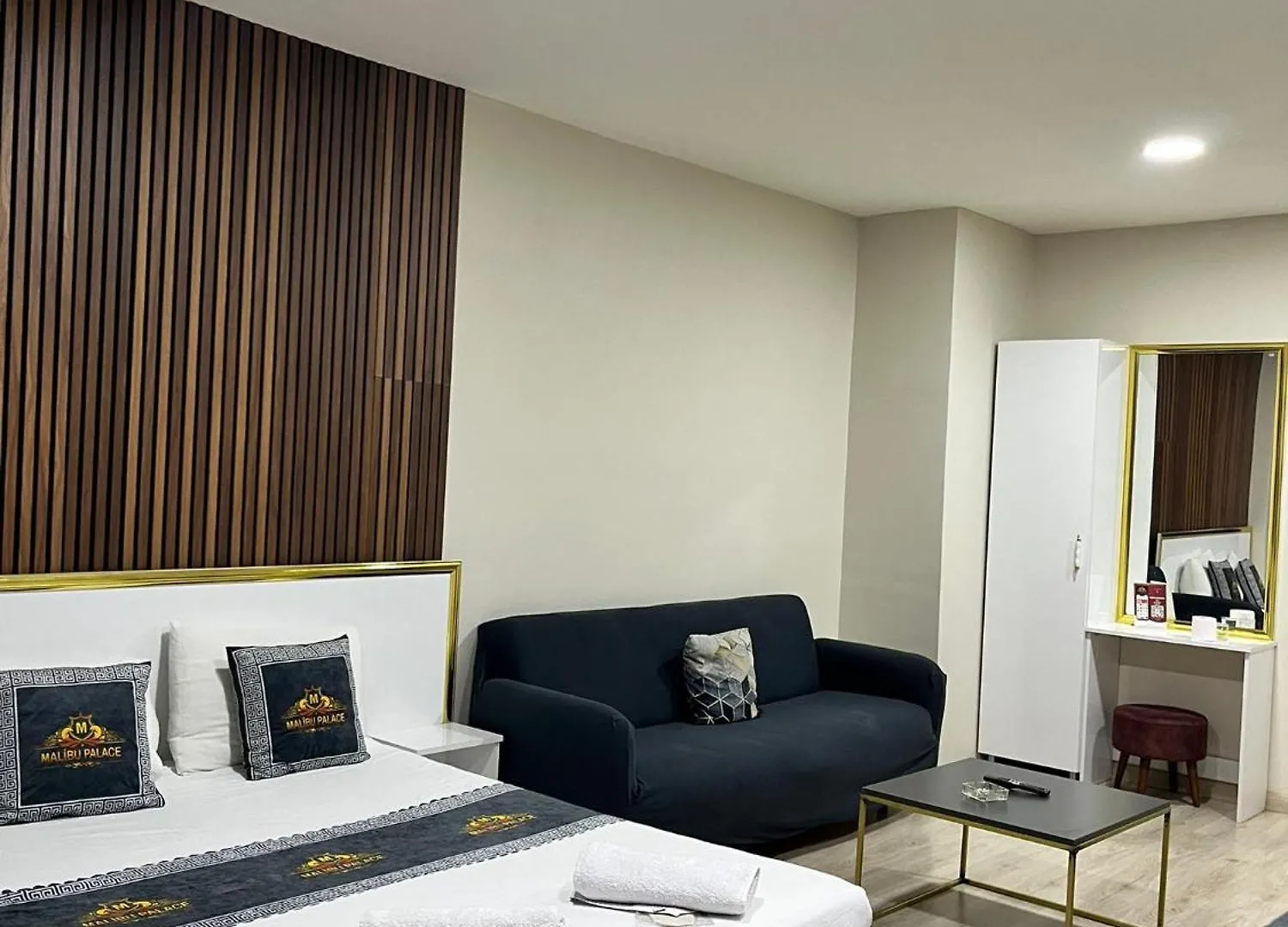 Malibu Palace Suit Hotel Istanbul